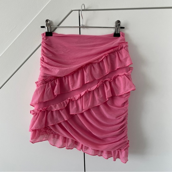 MAJORELLE -- Macey Mini Skirt in Bubblegum Pink - Picture 2 of 4